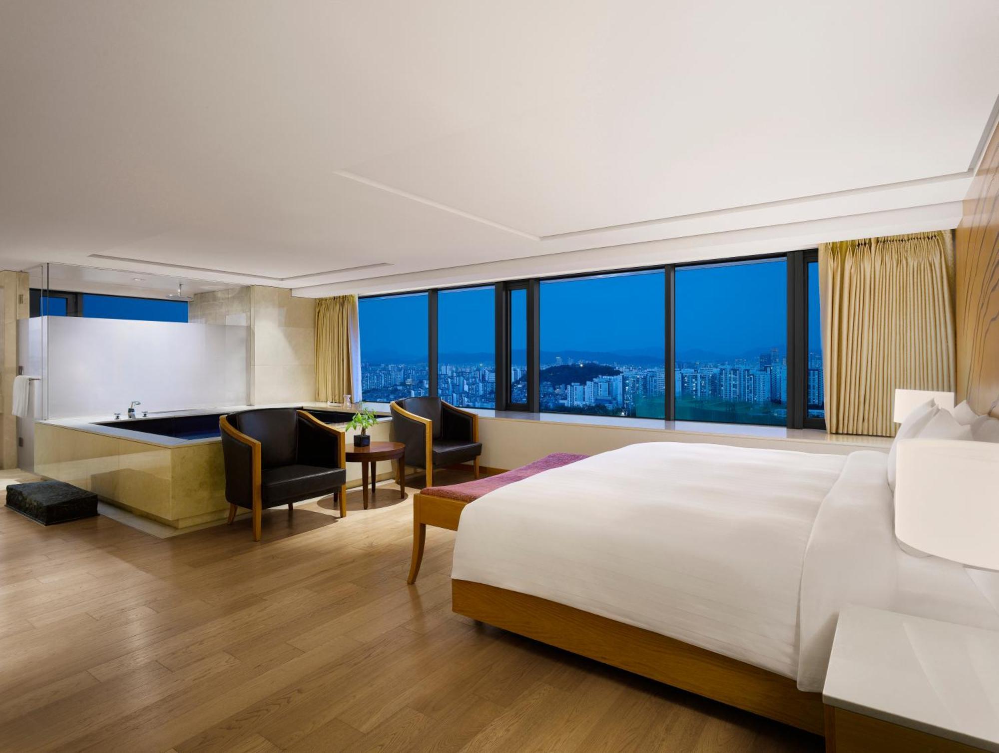 บันยาน ทรี คลับ&สปา โซล Hotel ภายนอก รูปภาพ